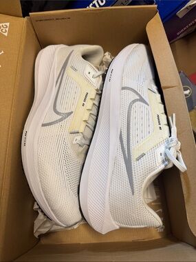 Nike Men’s White and Cream Running Shoes